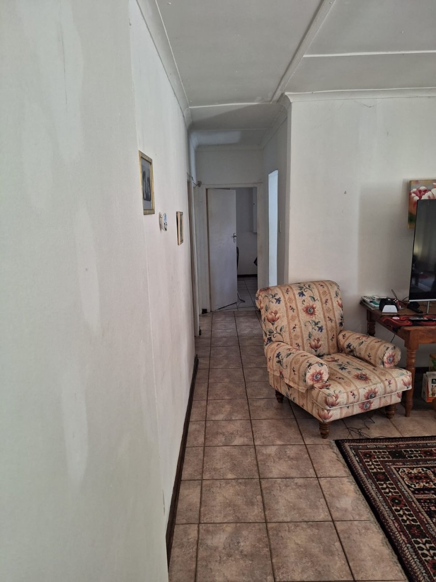 6 Bedroom Property for Sale in Gonubie Eastern Cape